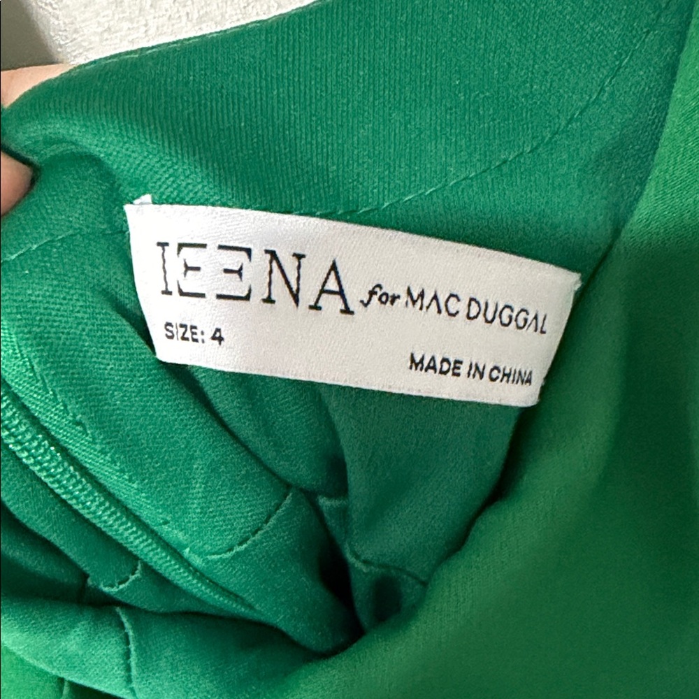 Ieena for Mac Duggal Emerald Green Maxi Dress with Ruffle Shoulders size 4 - Picture 5 of 7
